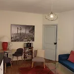 Διαμέρισμα Town House, Rue Barbes *