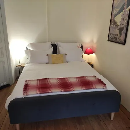 The Apartments, Rue Barbès Appartement