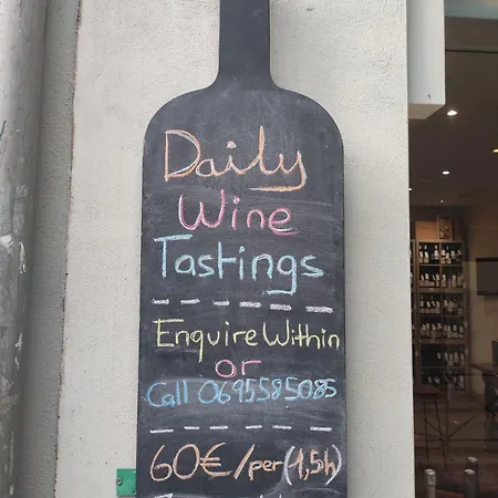 Carcassonne Wine Townhouse, Rue Barbes Διαμέρισμα