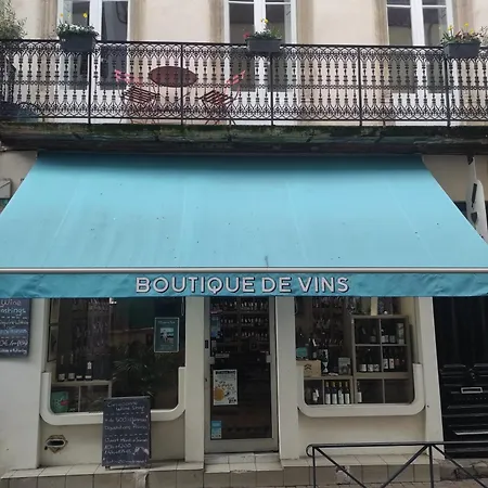 Carcassonne Wine Townhouse, Rue Barbes Διαμέρισμα