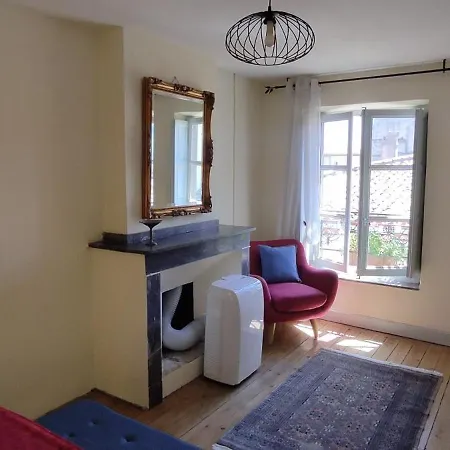 The Apartments, Rue Barbès Carcassonne